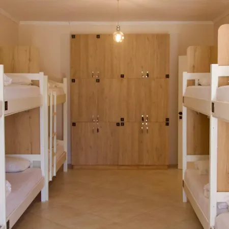 View بيت شباب